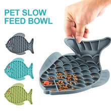 Load image into Gallery viewer, Pet Dog Cat Feeding Food Bowl Silicone Cat Feeding Lick Pad Dog Slow Feeder Dish Treat Dispensing Mat for Dogs Cats Slow Food Bowls Aus